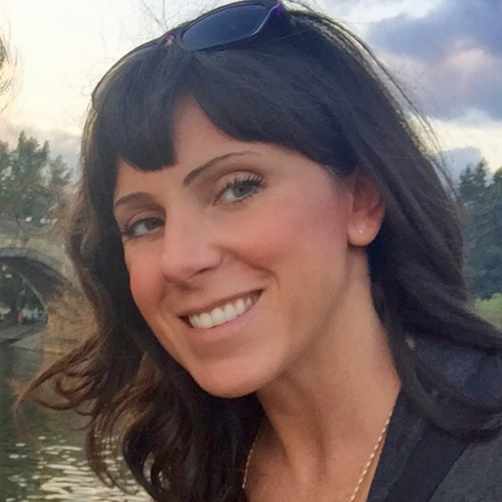 Meet your Posher, Amy